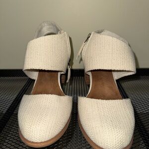 Elegant Cream Women's Shoes